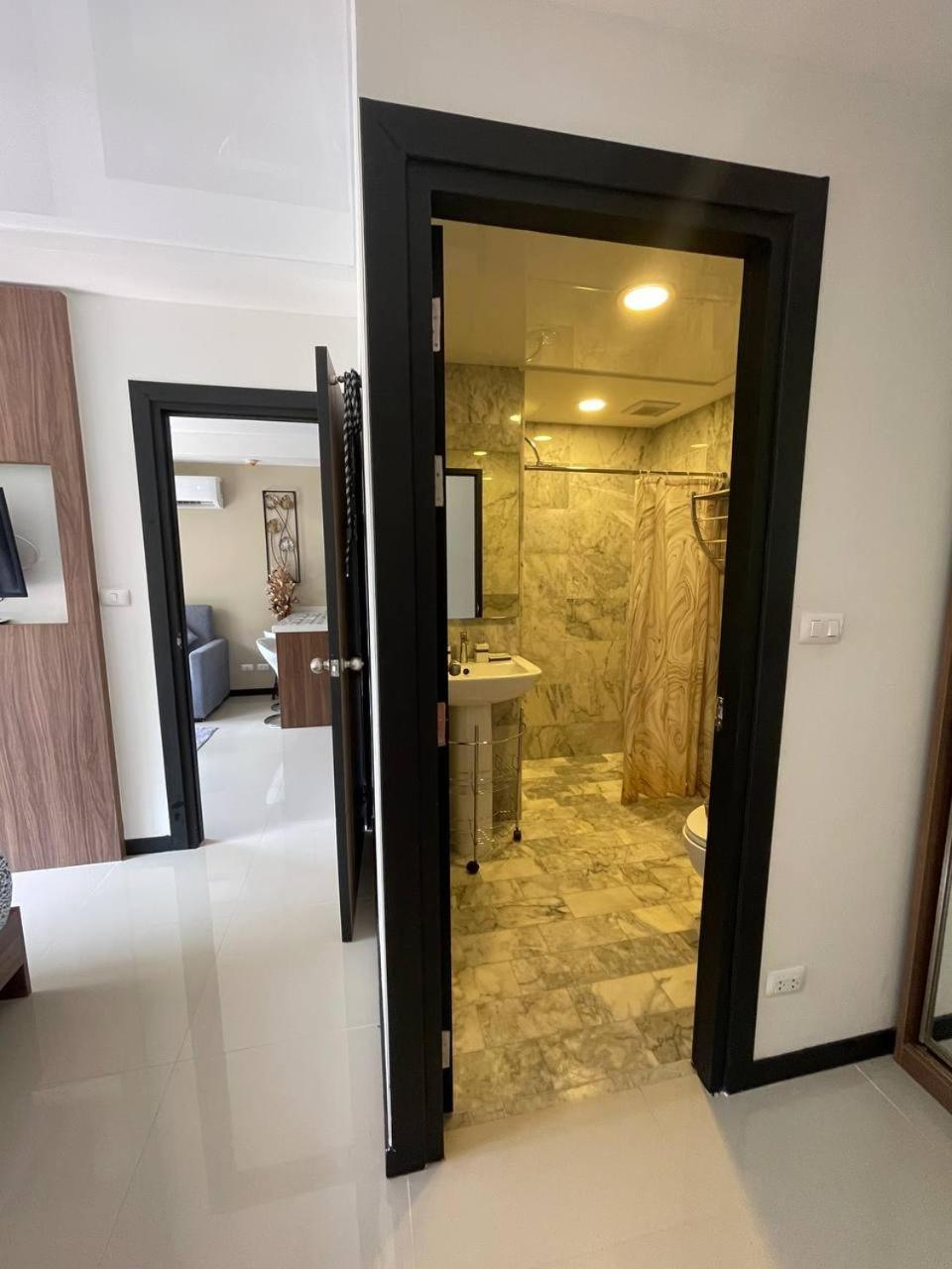 Naiharn Pearl Condo Hotel By Villacarte Nai Harn Kamer foto